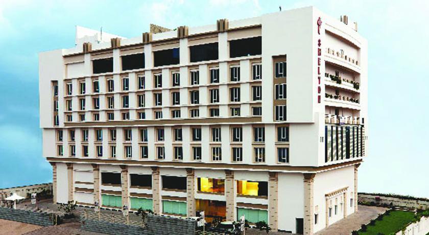Hotel Shelton Rajahmundry Exterior photo